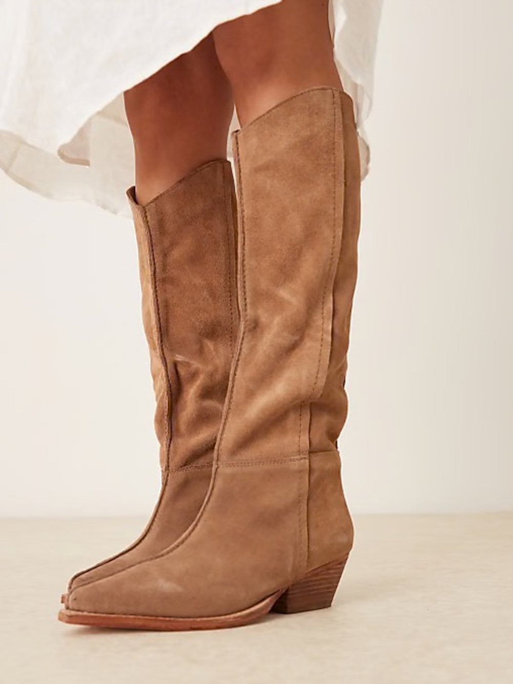 NWT FREE PEOPLE SWAY LOW SLOUCH BOOTS